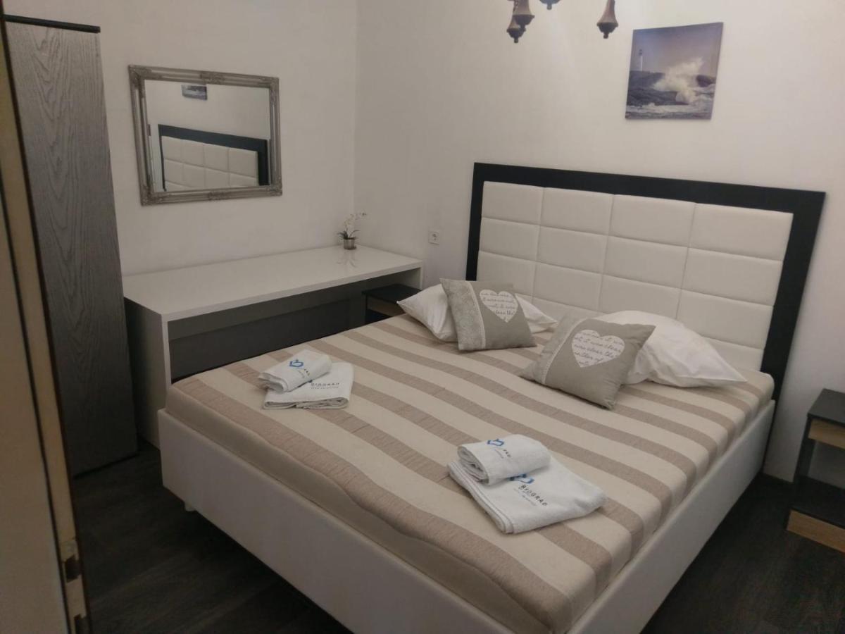 Apartment Martina Биоград на Мору Екстериор снимка
